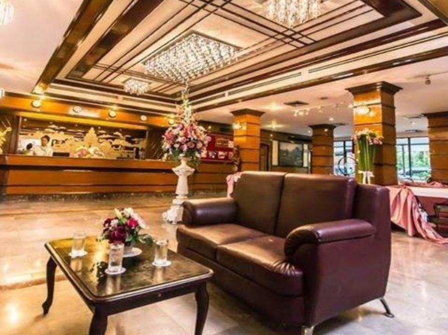 Korat Hotel - Sha Plus Nakhonratchasima Dış mekan fotoğraf