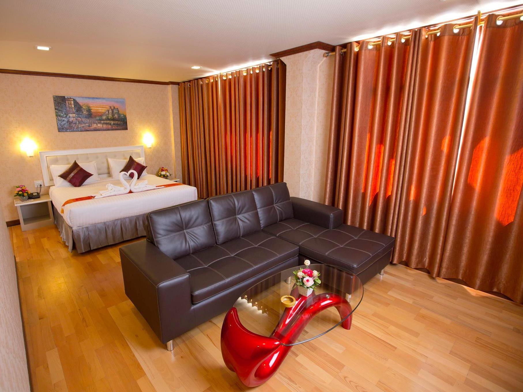 Korat Hotel - Sha Plus Nakhonratchasima Dış mekan fotoğraf