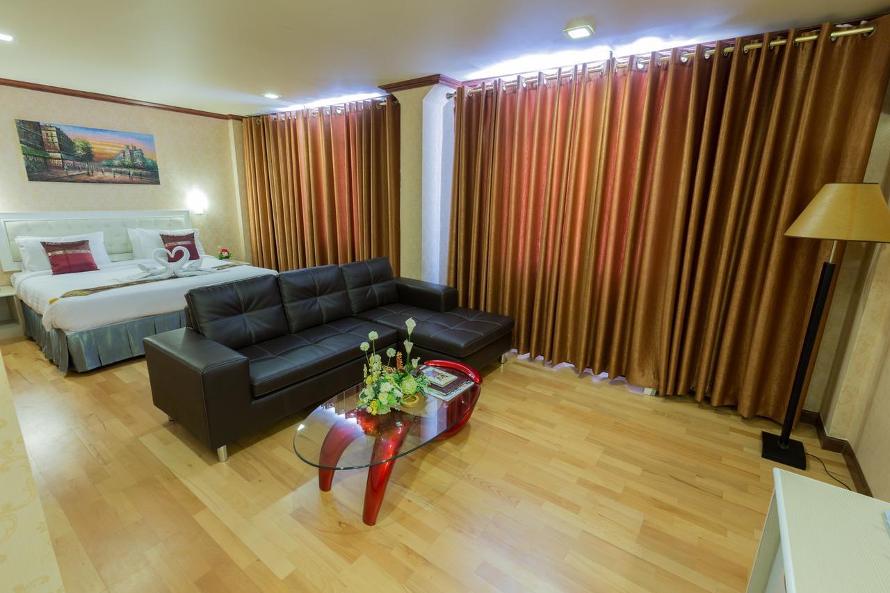 Korat Hotel - Sha Plus Nakhonratchasima Dış mekan fotoğraf
