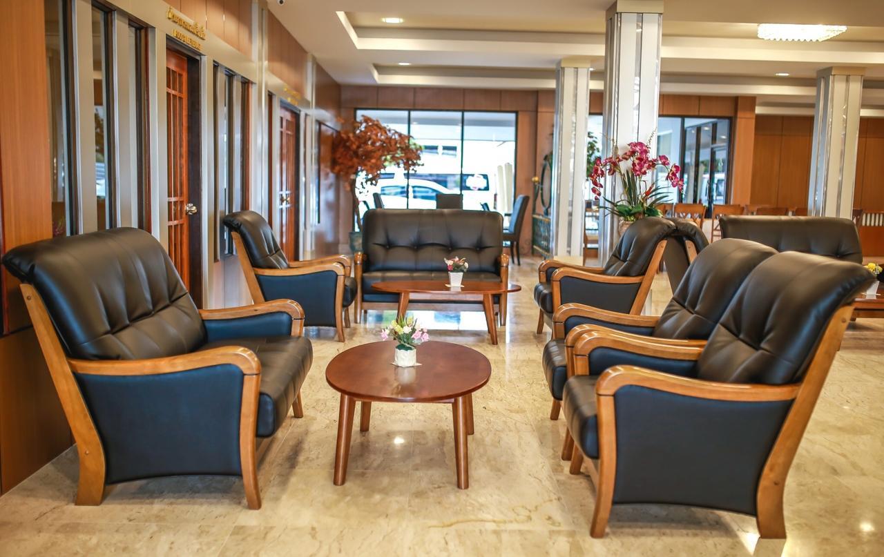 Korat Hotel - Sha Plus Nakhonratchasima Dış mekan fotoğraf