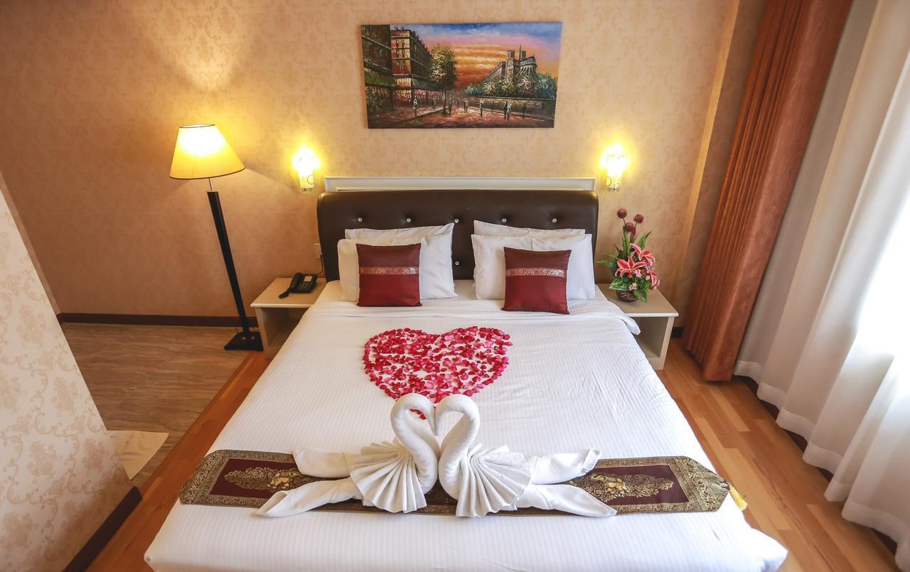 Korat Hotel - Sha Plus Nakhonratchasima Dış mekan fotoğraf
