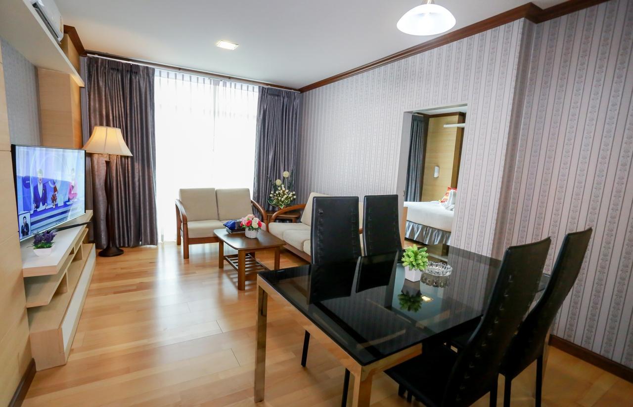 Korat Hotel - Sha Plus Nakhonratchasima Dış mekan fotoğraf