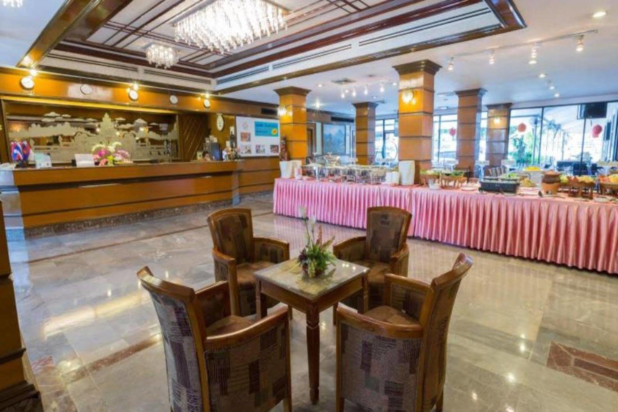 Korat Hotel - Sha Plus Nakhonratchasima Dış mekan fotoğraf